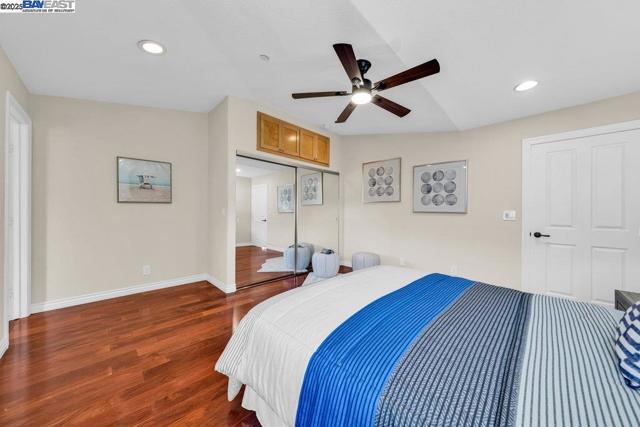 48912 Crown Ridge Cmn, Fremont CA: https://media.crmls.org/mediaz/4994748c-299b-4882-89f4-271c01e4bdc2.jpg