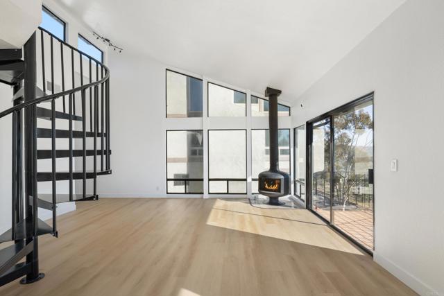 Detail Gallery Image 8 of 28 For 11439 Cascada Way, San Diego,  CA 92124 - 2 Beds | 3 Baths