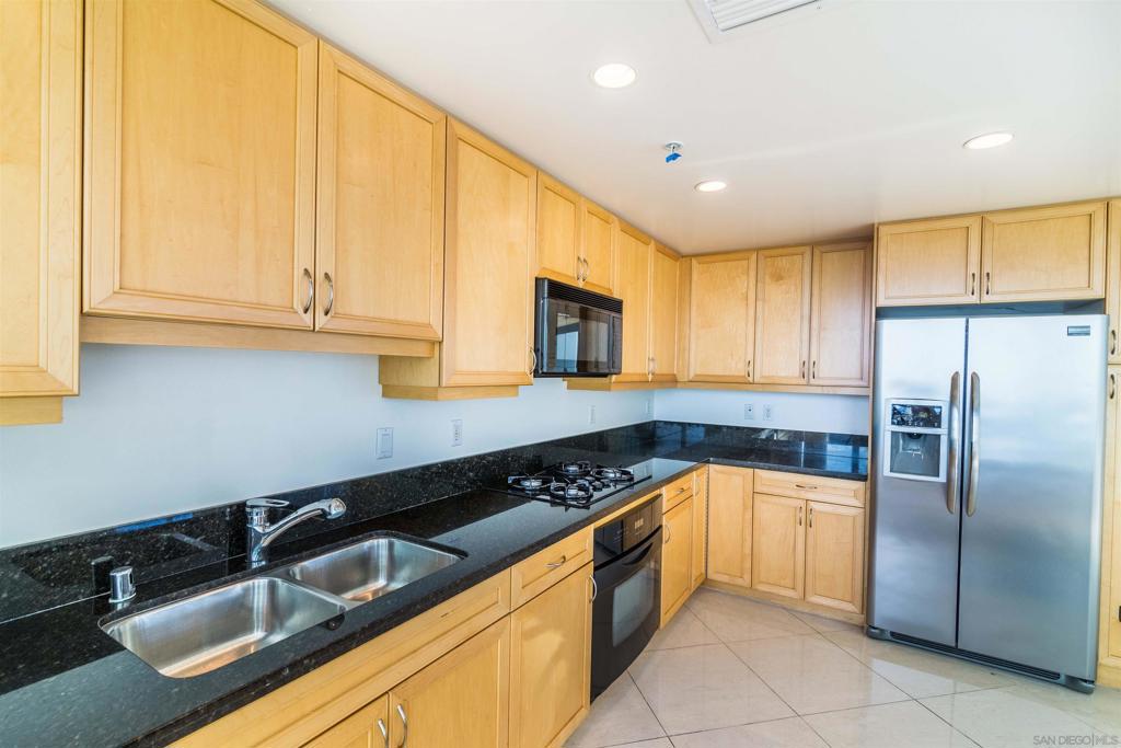 MLS #250035940SD img 7