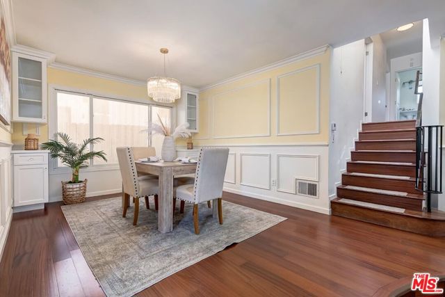 3804 Lenawee Avenue, Culver City CA: https://media.crmls.org/mediaz/4998dd73-4fba-4f9f-9bd2-ba433bee59b9.jpg