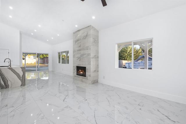 Detail Gallery Image 11 of 38 For 10473 Towns, Lakeside,  CA 92040 - 4 Beds | 2/1 Baths