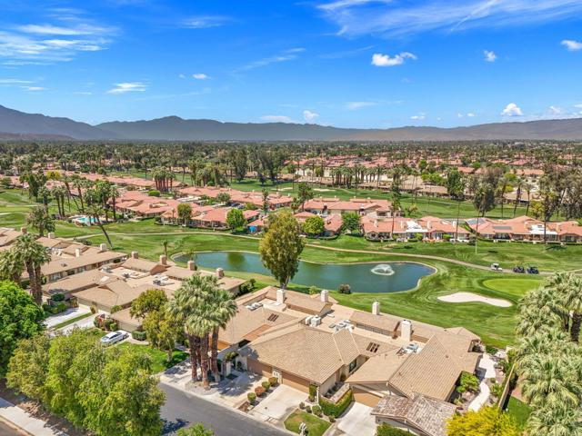 312 Castellana S, Palm Desert CA: https://media.crmls.org/mediaz/499ad9d1-eb0c-4781-8909-f00ab013fbcb.jpg