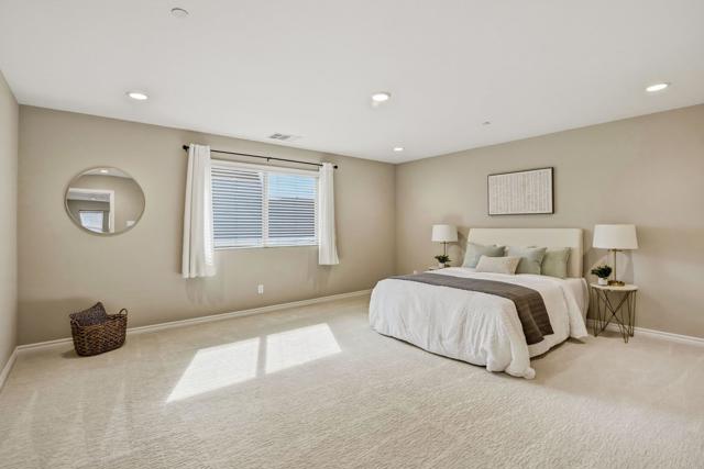 Detail Gallery Image 12 of 35 For 27933 Autumn Ct, Valley Center,  CA 92082 - 4 Beds | 3 Baths