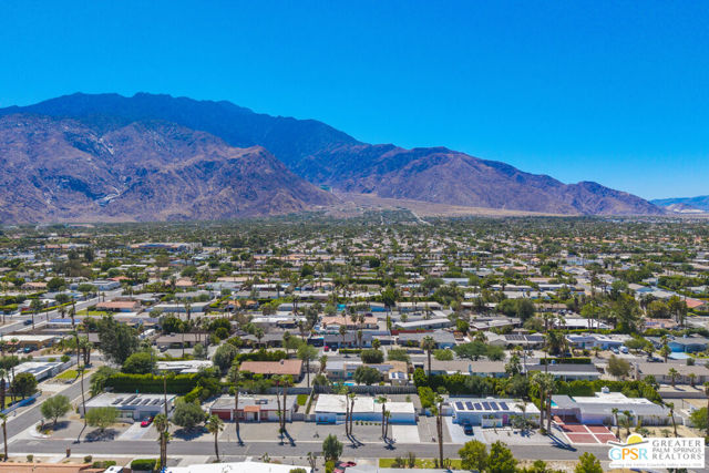 2222 N Acacia Road, Palm Springs CA: https://media.crmls.org/mediaz/499c1d54-8786-45cc-bf8b-73eb2568e83a.jpg