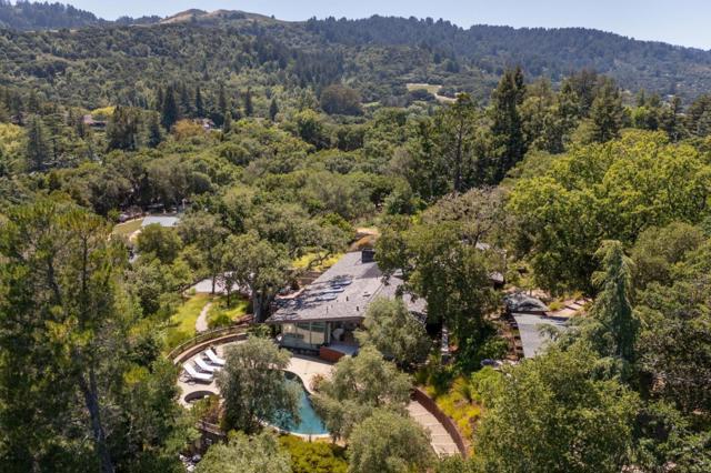 22 Grove Drive, Portola Valley CA: https://media.crmls.org/mediaz/499ebc14-18ad-460d-9c17-d6101813c2a5.jpg