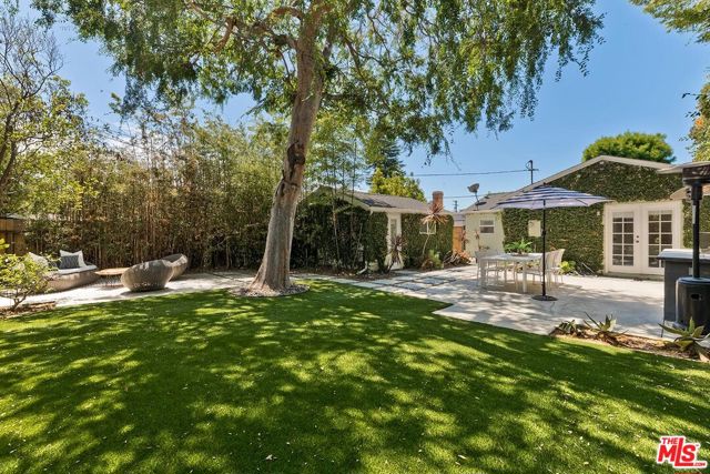 4208 Jasmine Avenue, Culver City CA: https://media.crmls.org/mediaz/499f912f-9b4a-4032-ad86-5424bd669333.jpg
