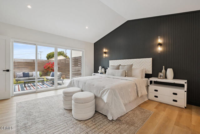 2711 2715 Dawson Avenue, Ventura CA: https://media.crmls.org/mediaz/49a1348a-7642-4630-8ba0-d5da37a38c88.jpg