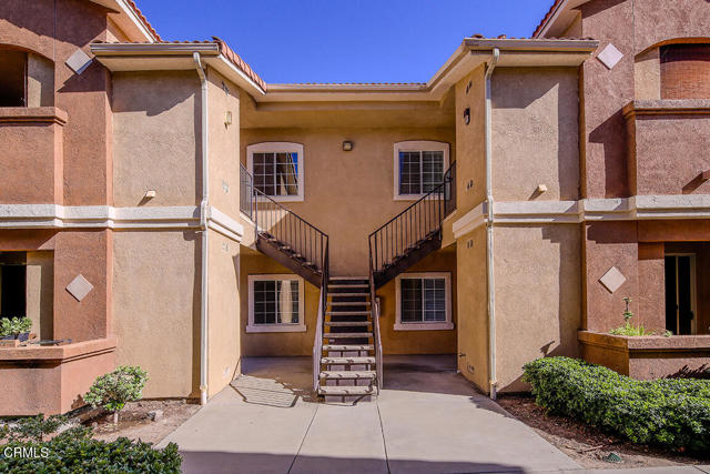 24909 Madison Avenue, Murrieta CA: https://media.crmls.org/mediaz/49a159fa-6f6a-4fa0-8ff3-5f0f17ee73cd.jpg