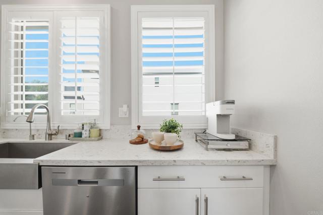 Detail Gallery Image 35 of 72 For 2056 Callisto Terrace, Chula Vista,  CA 91915 - 3 Beds | 3/1 Baths