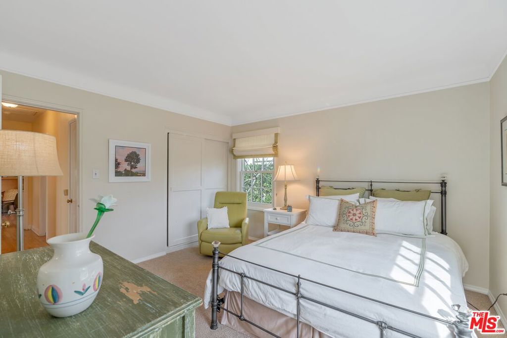 MLS #25496455 image #17