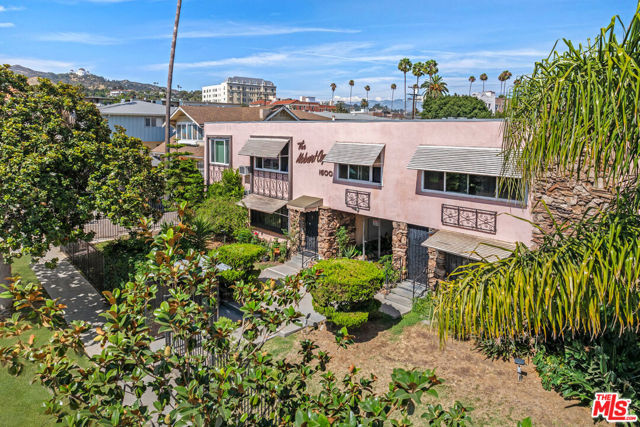 2 Bed Home for Sale in Los Angeles, California