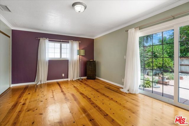 754 Fernando Street, Ojai CA: https://media.crmls.org/mediaz/49a46b6f-1264-40b4-a9e4-f28ad60ef0c7.jpg