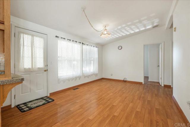 Detail Gallery Image 26 of 29 For 13941 Wisteria Ave, Poway,  CA 92064 - 4 Beds | 2 Baths