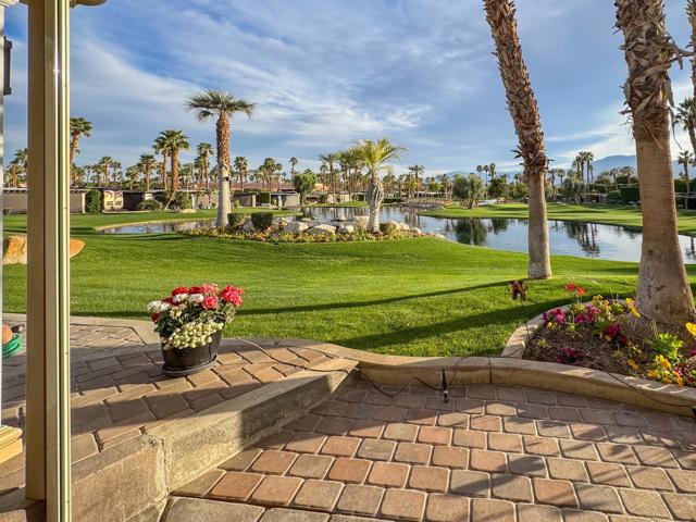 80394 Avenue 48, Indio CA: https://media.crmls.org/mediaz/49a60315-9930-4bac-a824-e39aba0a2b80.jpg