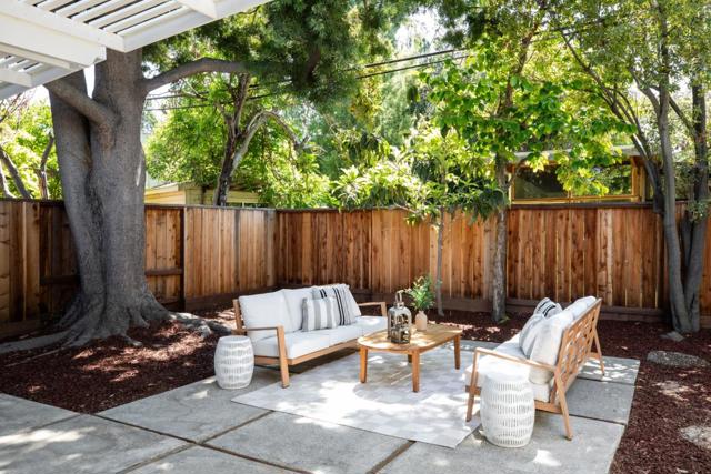 428 E Charleston Road, Palo Alto CA: https://media.crmls.org/mediaz/49a7b509-3f92-4b55-823a-962f3576cbda.jpg
