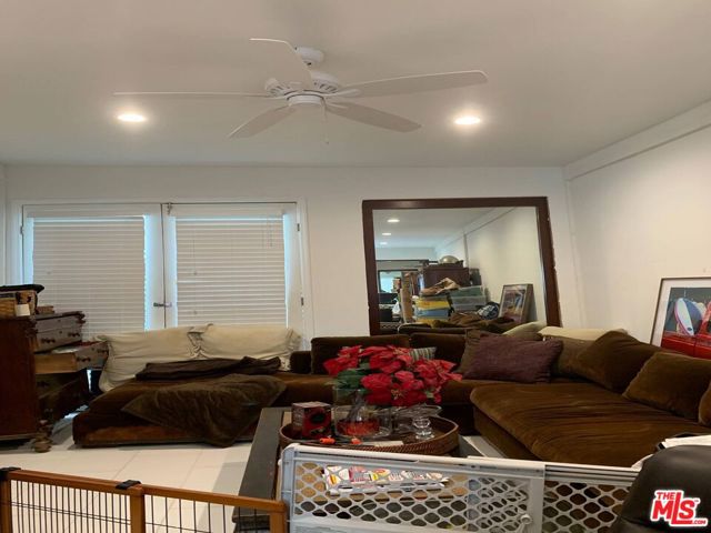 1215 Hilldale Ave, Los Angeles CA: https://media.crmls.org/mediaz/49a800f5-ec1b-46a4-892b-e4d6209c328a.jpg