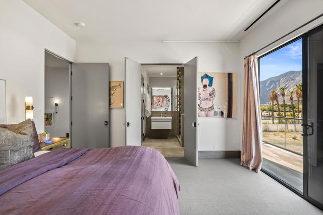 427 N Avenida Caballeros, Palm Springs CA: https://media.crmls.org/mediaz/49a9d07e-44c1-4900-80f1-a6c0340f3a83.jpg