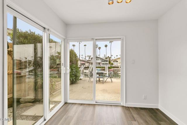 Detail Gallery Image 16 of 34 For 2957 Seaview Ave, Ventura,  CA 93001 - 5 Beds | 3 Baths