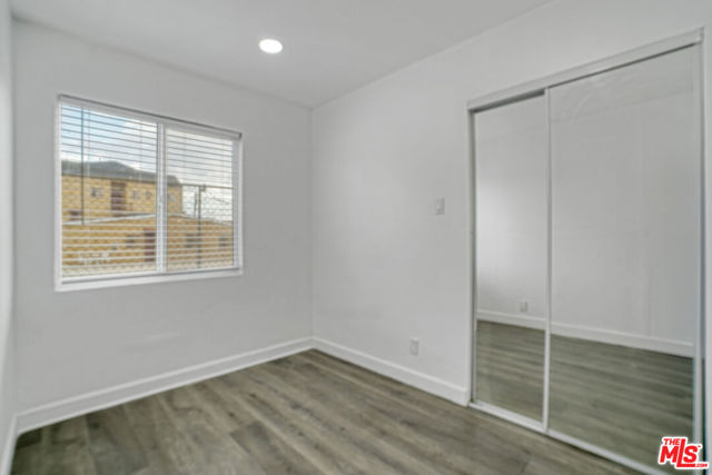 120 N Avenue 25, Los Angeles CA: https://media.crmls.org/mediaz/49abe021-d421-4ddb-af90-a5c35bf94428.jpg