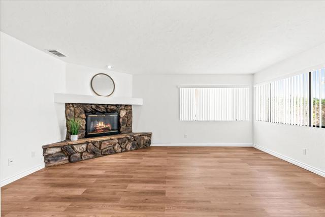 53125 Avenida Herrera, La Quinta CA: https://media.crmls.org/mediaz/49adaf8c-ae4c-4584-bae5-3bed28d994e1.jpg
