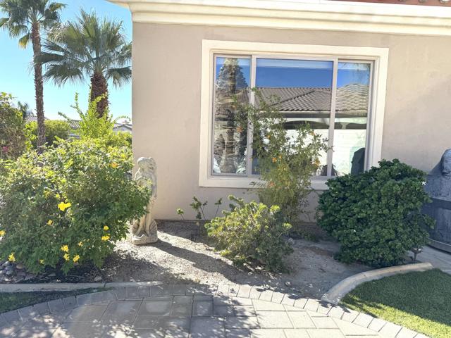 80372 Camino San Lucas, Indio CA: https://media.crmls.org/mediaz/49afe090-c66f-4b3c-bd6b-c2700f41ef4e.jpg