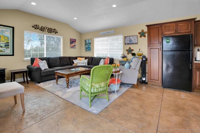 3225 Hillman Lane, Royal Oaks CA: https://media.crmls.org/mediaz/49b28a0e-f012-4ab8-aa63-68494230ad73.jpg