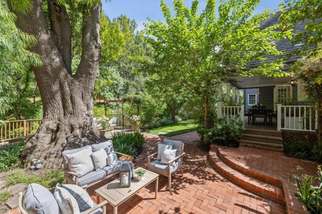 807 Crystal Springs Road, Hillsborough CA: https://media.crmls.org/mediaz/49b2bd3a-bdff-449e-a4f1-415740dffd20.jpg