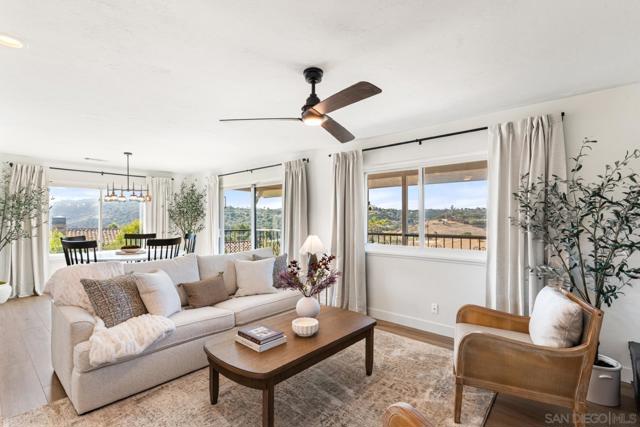 4141 Palomar Drive, Fallbrook CA: https://media.crmls.org/mediaz/49b30e43-cb20-4548-a9a6-4ac5b23474e2.jpg