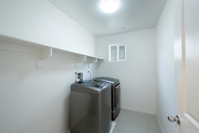 Detail Gallery Image 12 of 51 For 1817 Casa Torre Way, Chula Vista,  CA 91915 - 5 Beds | 3 Baths