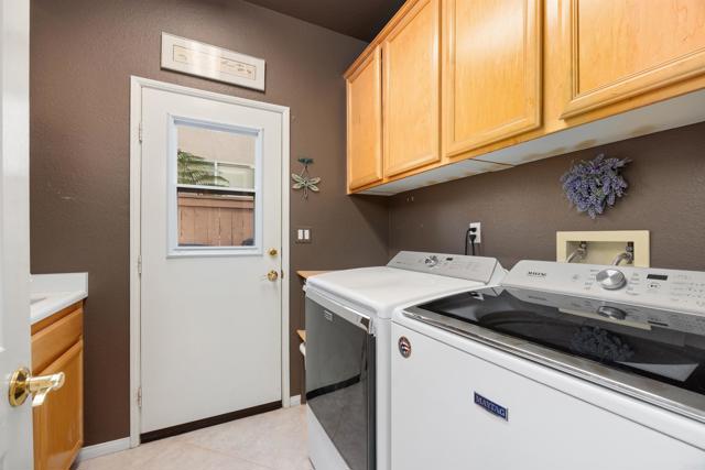 Detail Gallery Image 21 of 46 For 3337 Corte Verso, Carlsbad,  CA 92009 - 4 Beds | 3 Baths