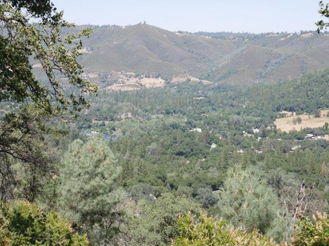 0 Bakers Mountain Road, Placerville CA: https://media.crmls.org/mediaz/49b53971-5504-4c1f-be87-a46b853f4c99.jpg