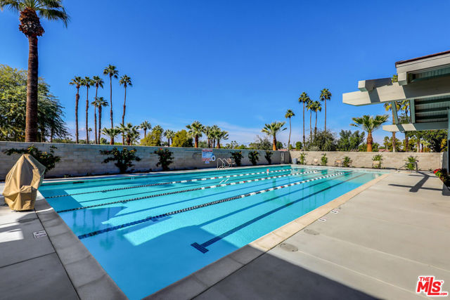 84 Running Springs Drive, Palm Desert CA: https://media.crmls.org/mediaz/49b5783a-ebc3-4305-b722-17dab5690f26.jpg