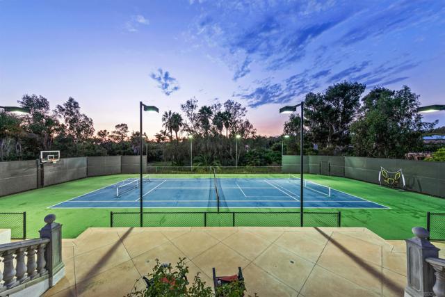 Image 36 of 75 For 6998 Rancho La Cima Drive