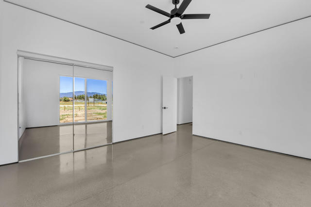 41265 Lakeshore Boulevard, Aguanga CA: https://media.crmls.org/mediaz/49b64fee-6602-429b-aa18-52773bddc517.jpg
