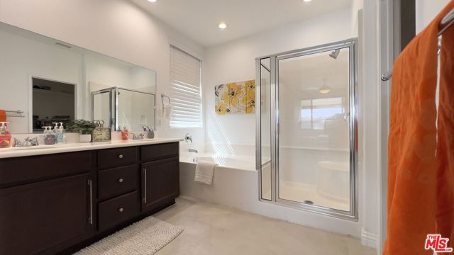 84330 Tramonto Way, Indio CA: https://media.crmls.org/mediaz/49b6f9ea-3742-49a7-8893-147ae20abcf0.jpg