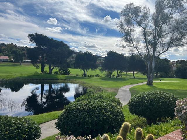 17788 Caminito Balata, San Diego CA: https://media.crmls.org/mediaz/49b7880e-d43b-45ef-b2bf-ca4ffbfa2c87.jpg