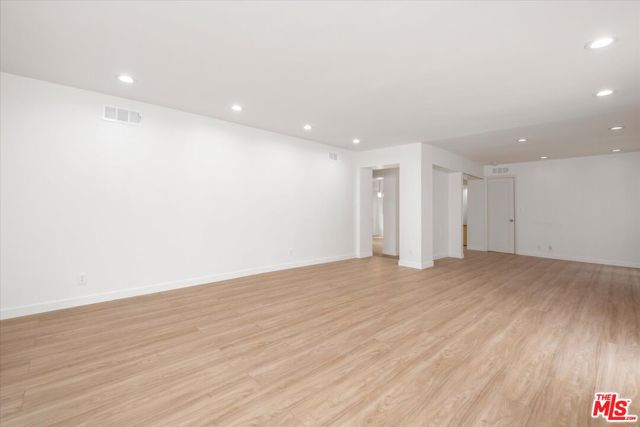 6612 Emmet Terrace, Los Angeles CA: https://media.crmls.org/mediaz/49b991e3-d4ae-4a45-a022-fceba3d6d248.jpg