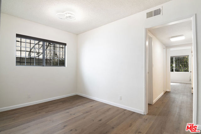 1937 S Bedford Street, Los Angeles CA: https://media.crmls.org/mediaz/49bb23b4-c13c-4d67-a1ca-3b69ca9ab796.jpg