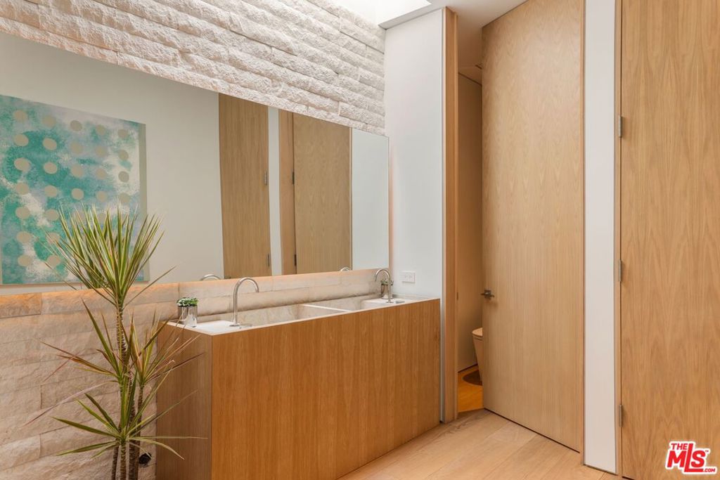 MLS #26857477 image #37