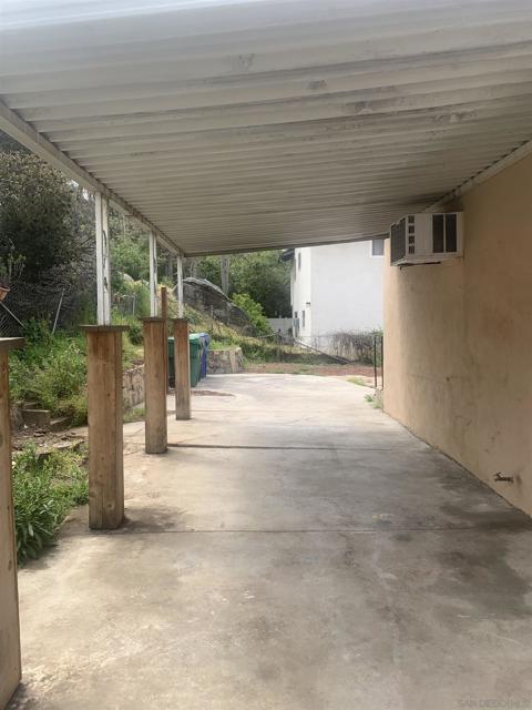12429 Julian, Lakeside CA: https://media.crmls.org/mediaz/49bd52f9-3680-4e8a-9b90-1faaedcadc53.jpg
