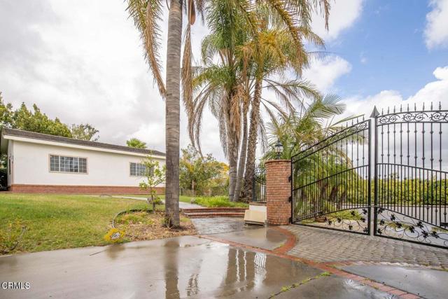 5287 N Creston Lane, Somis CA: https://media.crmls.org/mediaz/49be11a5-5545-415a-85c6-0397772f51a1.jpg
