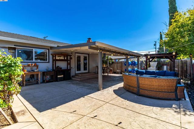 3454 Halifax Way, Concord CA: https://media.crmls.org/mediaz/49bfc1c2-b150-4ebb-86c3-14ee904b0e12.jpg