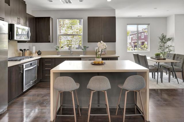 7786 Stylus Dr, San Diego CA: https://media.crmls.org/mediaz/49c3144f-549a-49b5-904f-696a10521ebf.jpg