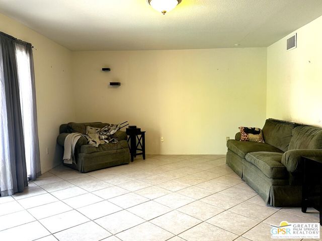 68200 Durango Road, Cathedral City CA: https://media.crmls.org/mediaz/49c3b50b-11e8-40ff-a203-1d1c98ca62ab.jpg