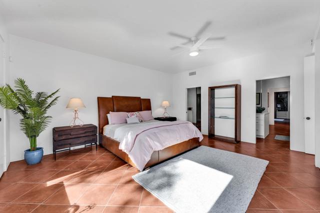 511 Desert West Drive, Rancho Mirage CA: https://media.crmls.org/mediaz/49c3d4f1-a863-42ae-8402-1bd77ed26f60.jpg