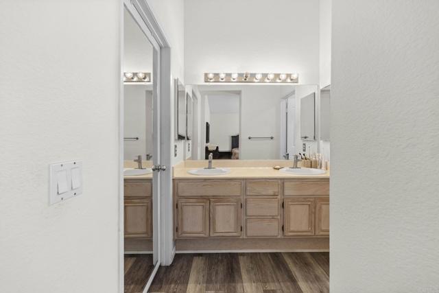 Detail Gallery Image 15 of 31 For 14204 Legacy Ln, El Cajon,  CA 92021 - 3 Beds | 2 Baths