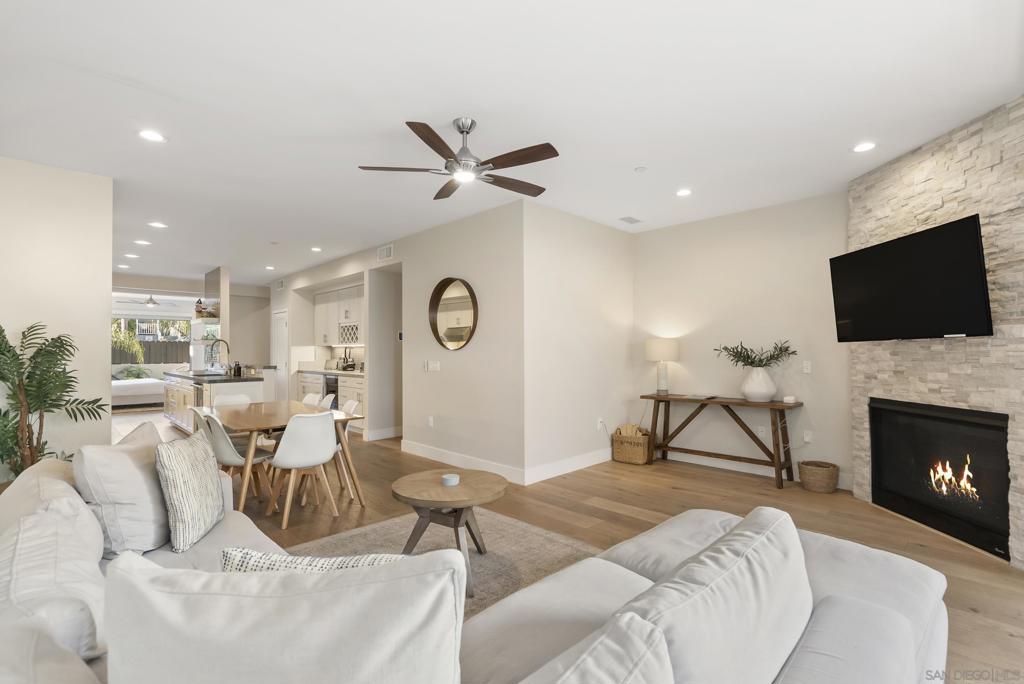 851 Sapphire - photo 17