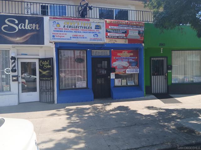 2971 2971 1/2 Imperial Ave, San Diego CA: https://media.crmls.org/mediaz/49c5fc8d-5f34-49b1-b0b8-be4463ba900e.jpg
