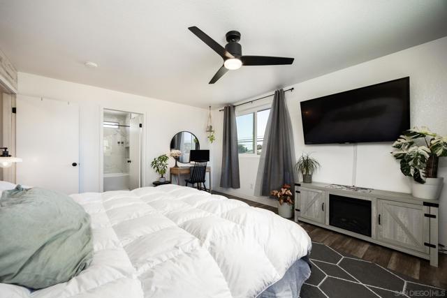 5778 Cumberland St, San Diego CA: https://media.crmls.org/mediaz/49c67be1-a287-490a-90e4-0ce5122e8f34.jpg