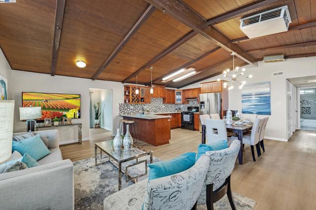 Image 6 of 58 For 2038 Boca Raton St
